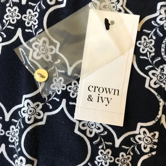 Crown & Ivy Blue & Cream Lightweight Dress NEW W/Tags - Picture 3 of 13